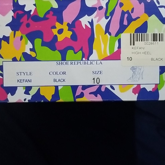 Shoe Republic LA - Picture 4 of 4